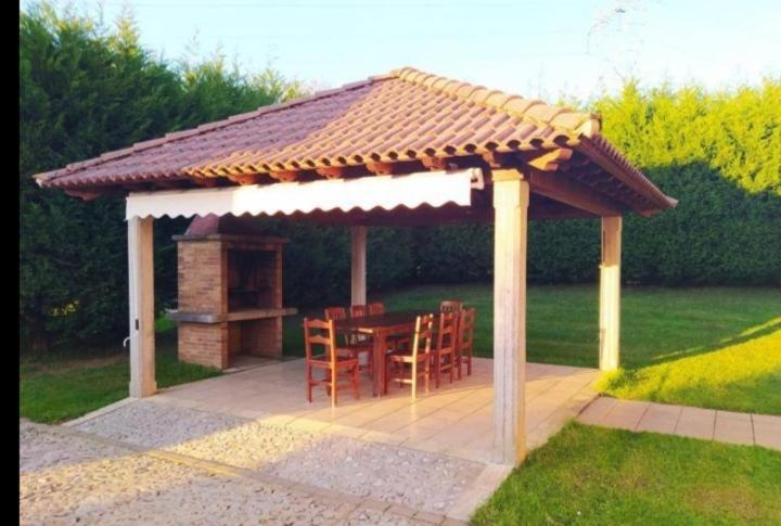La Eria De Villaverde Intriago Exteriér fotografie